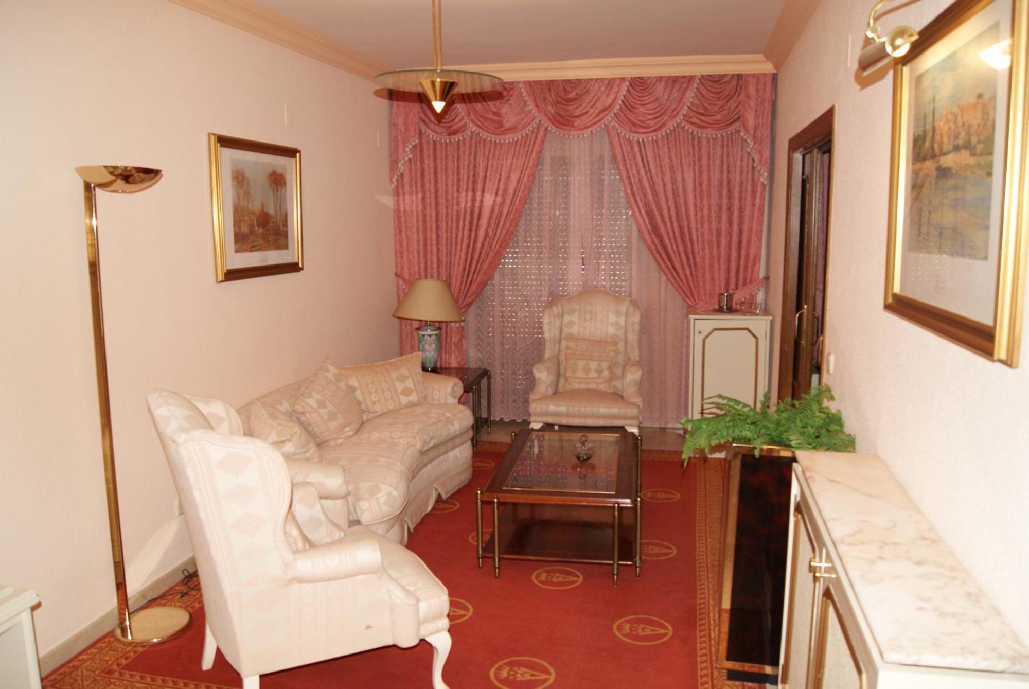 Hotel Reina Victoria エリン エクステリア 写真